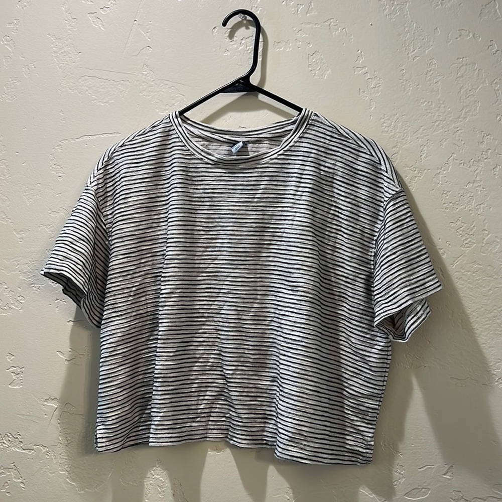 Old Navy Ribbed Crop Top